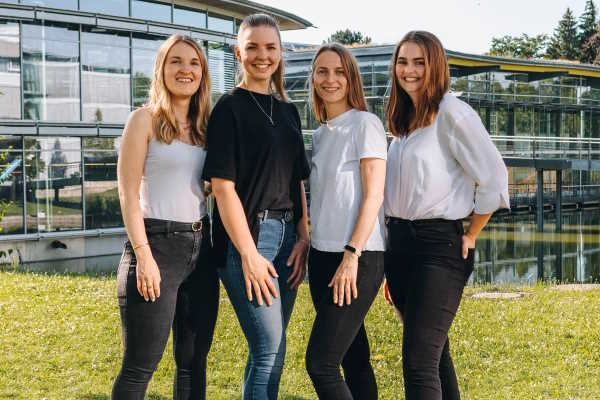 TEAM – HOMEPAGE