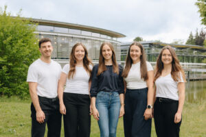 260609-connecta-008-300x200 Team